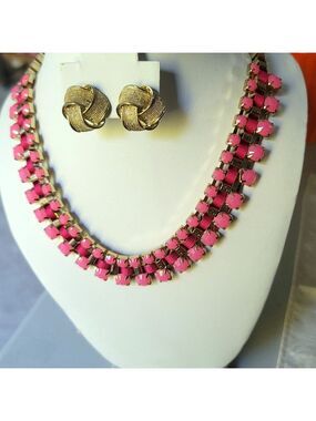 Fashion Necklace Choker Pink Bead 8.5 Inch